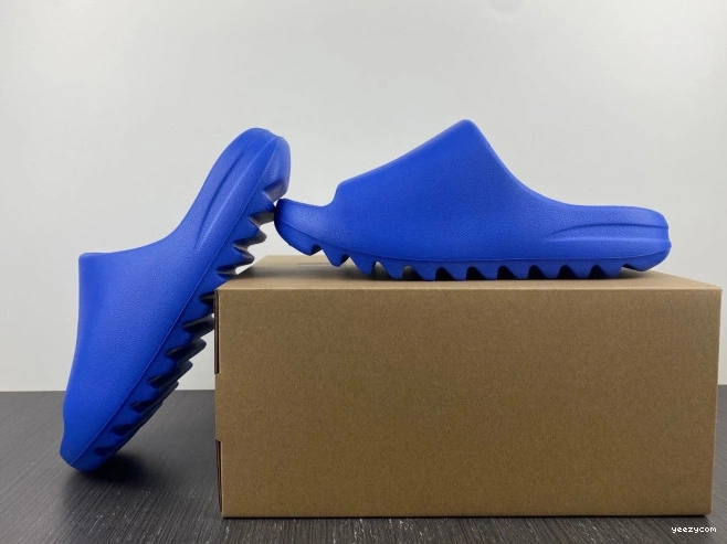 Azure Slide ID4133 Yeezy Adidas 1005